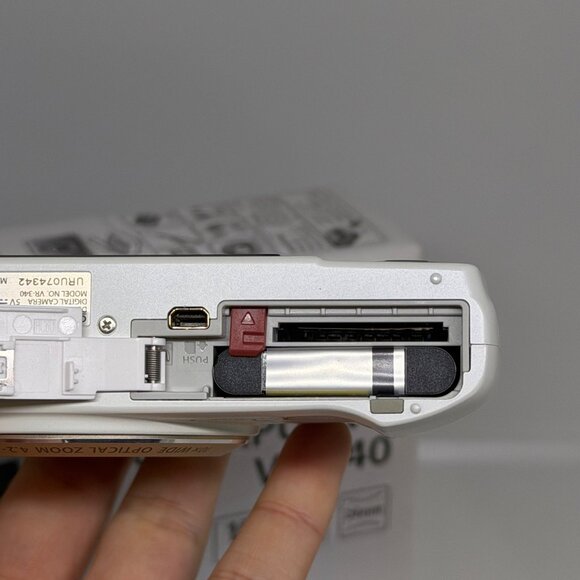 Olympus VR-340 16MP Digital Camera Silver 10x Optical Zoom w/ Box & Manuals - Picture 9 of 10